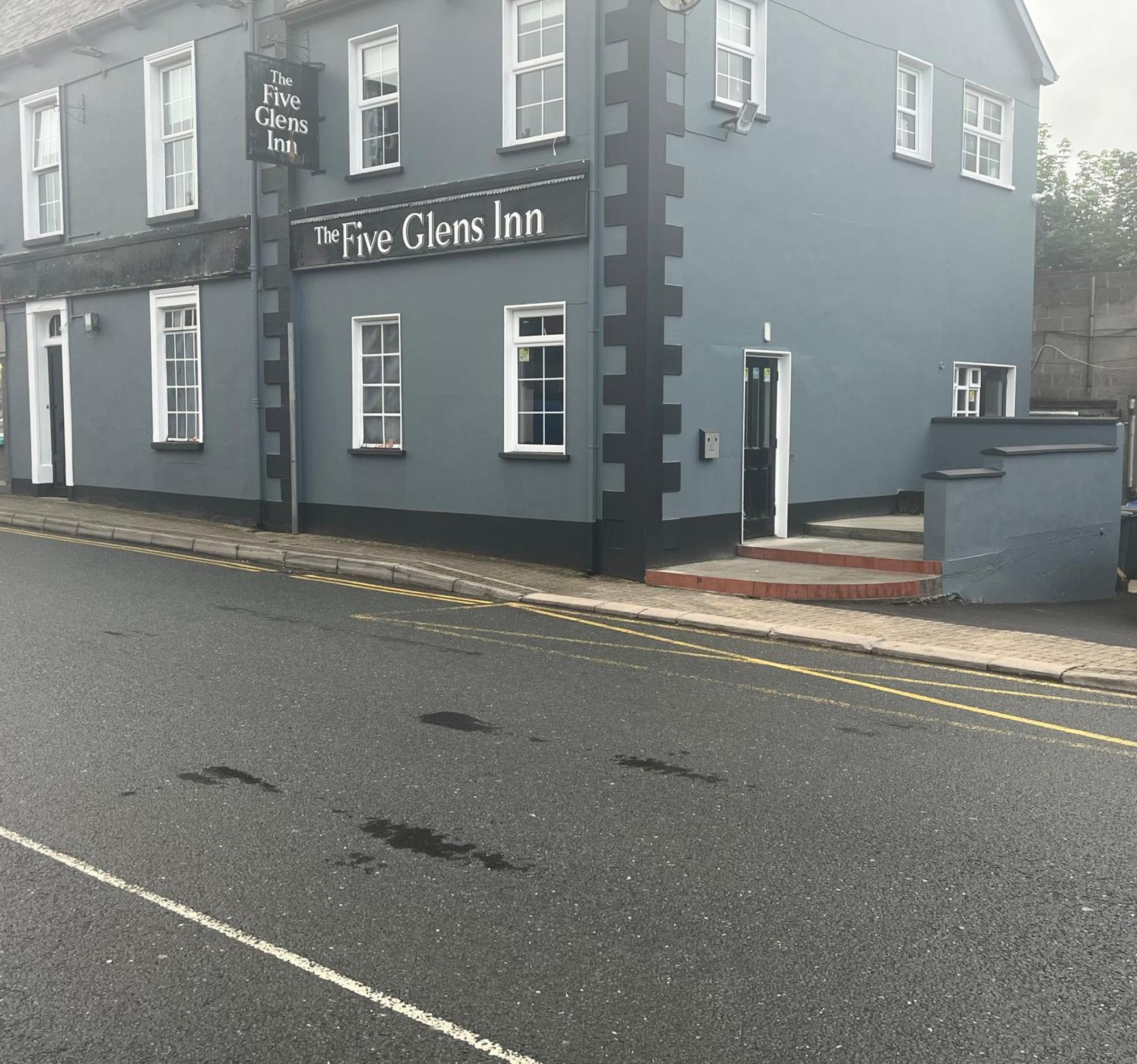Five Glens Inn Manorhamilton Exterior foto